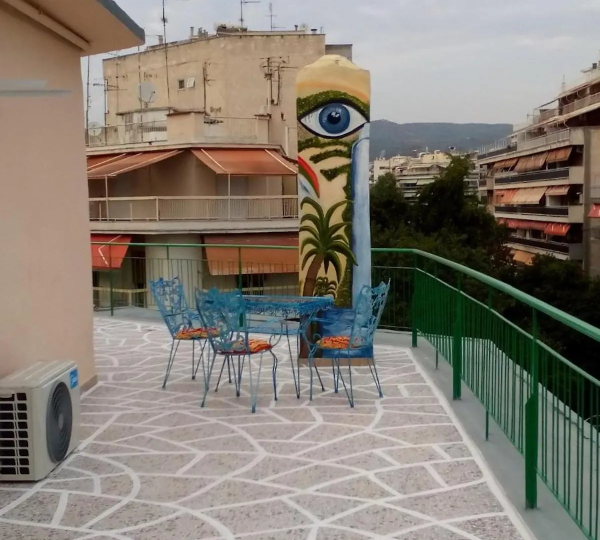 סלוניקי Apartment On 4Th Floor With A Huge Balcony! 10 Min Away From Metro!